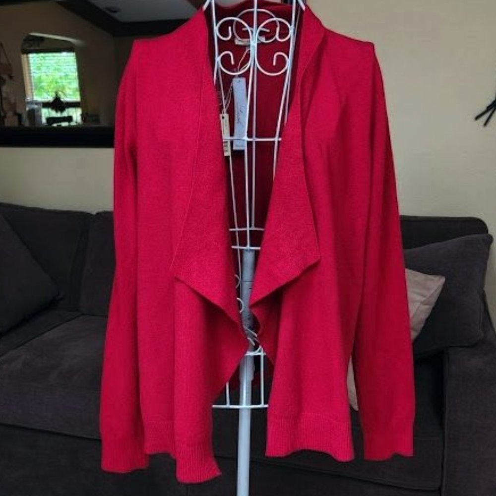 NWT Essentials by Milano sz Medium red Draped Front cardigan